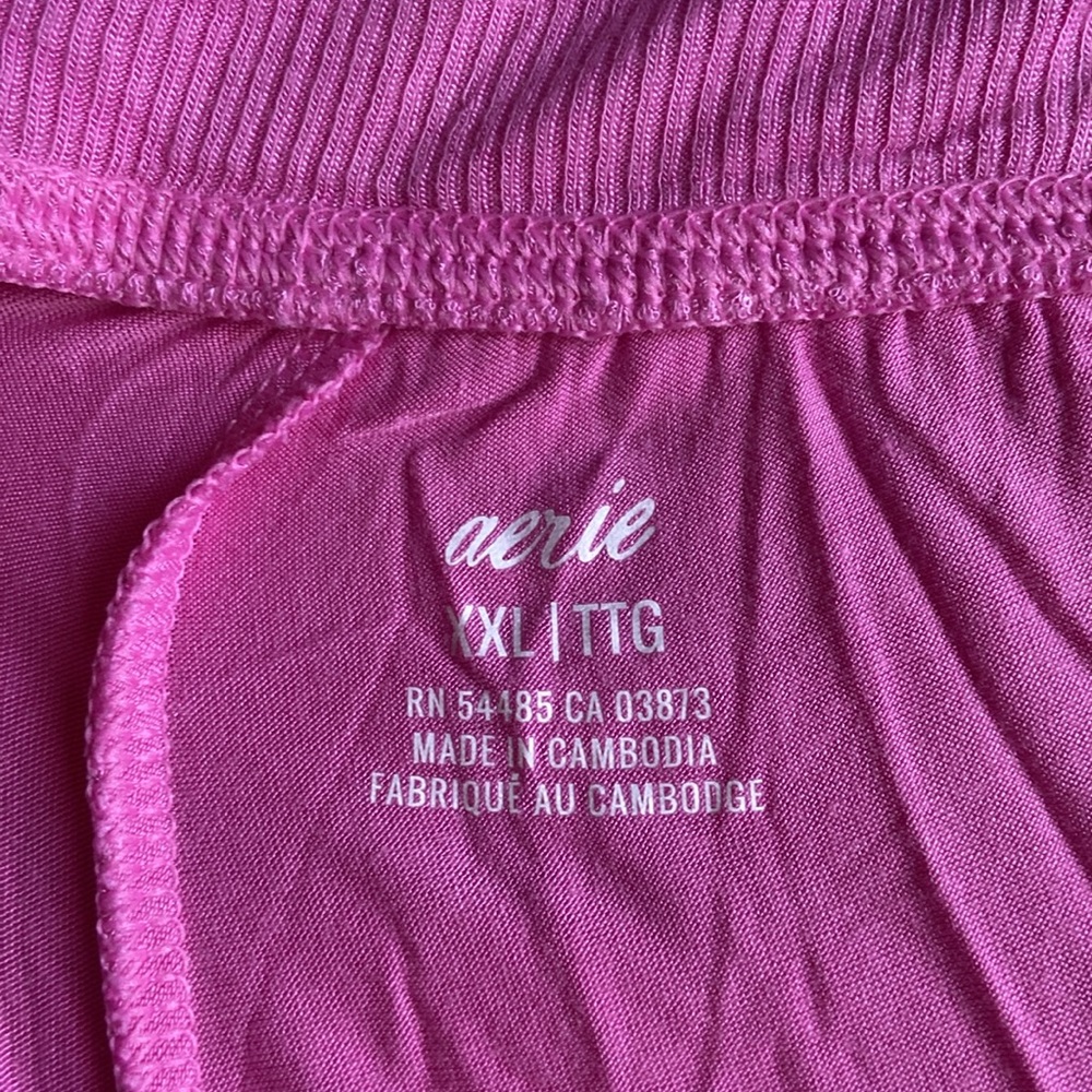 Aerie pink lounge shorts with side pockets size XXL great condition never worn - Picture 6 of 9